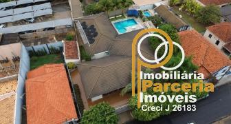 CASA À VENDA NO CENTRO DE BEBEDOURO-SP – LOCALIZAÇÃO PRIVILEGIADA